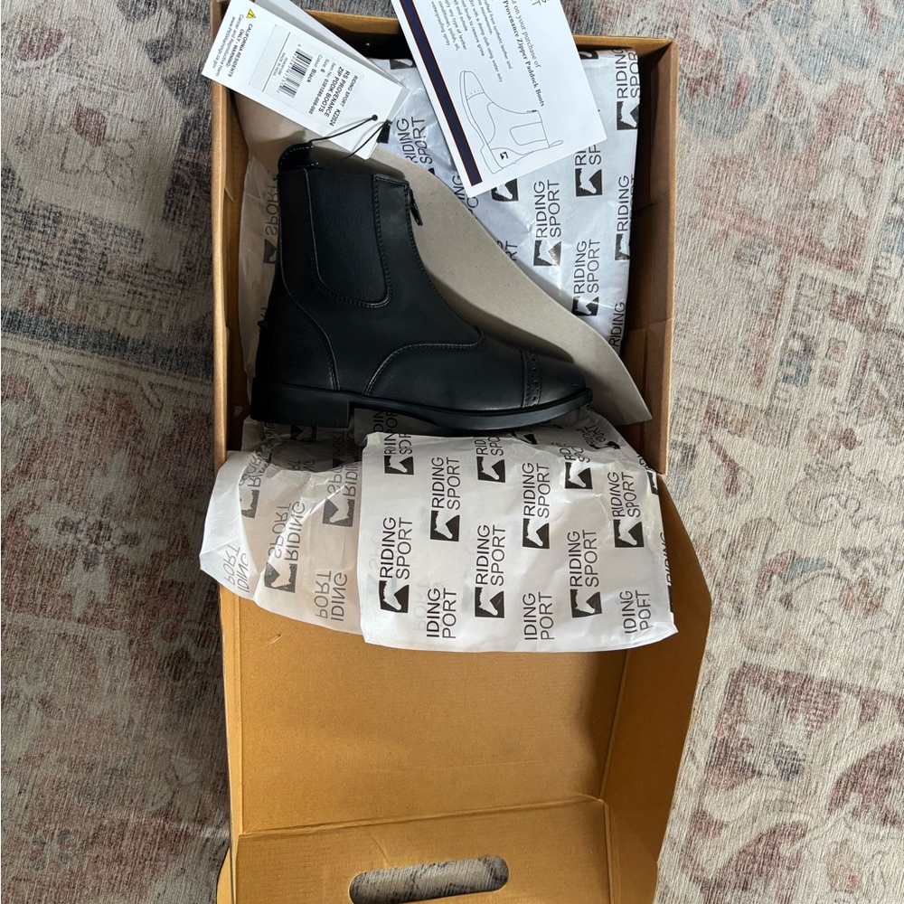 Women’s/Kid’s Black Zip-Back Jodhpur Boots